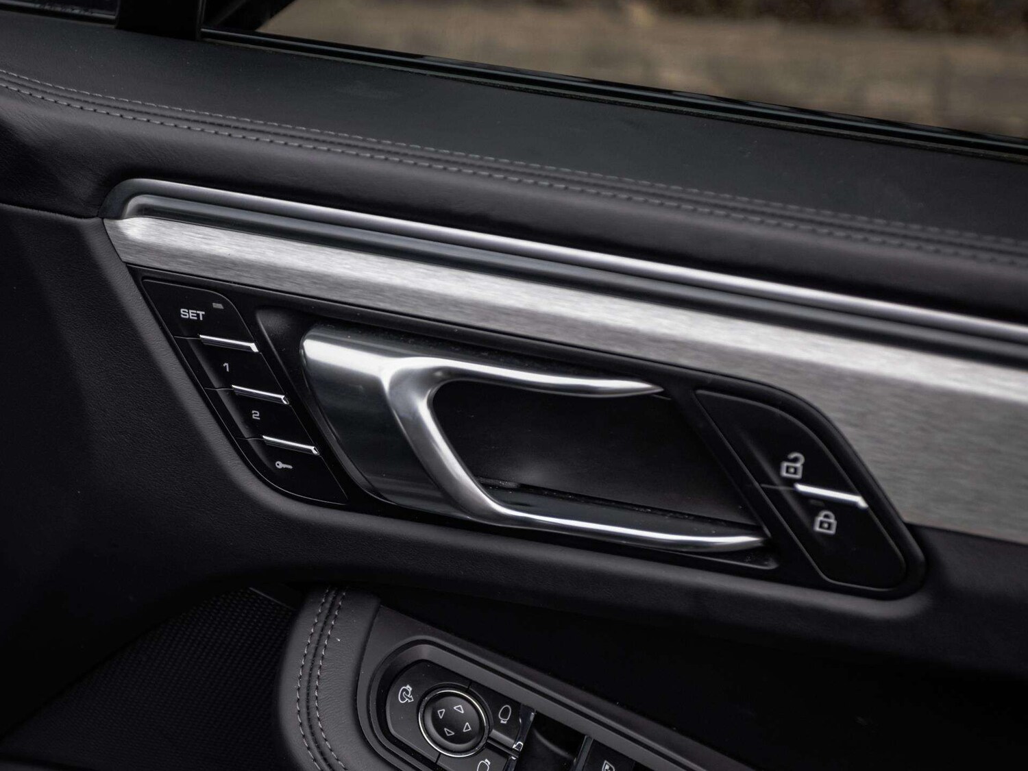 Used Porsche Macan 2023 for sale - 77686447: Photo 26