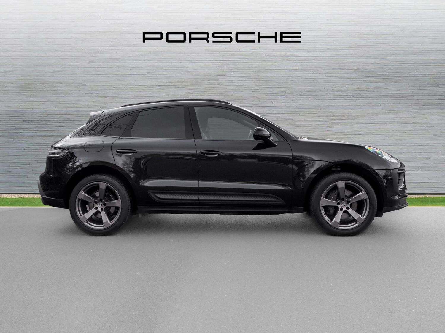 Used Porsche Macan 2023 for sale - 77686447: Photo 7