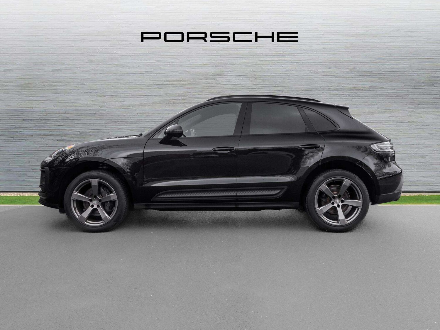 Used Porsche Macan 2023 for sale - 77686447: Photo 8