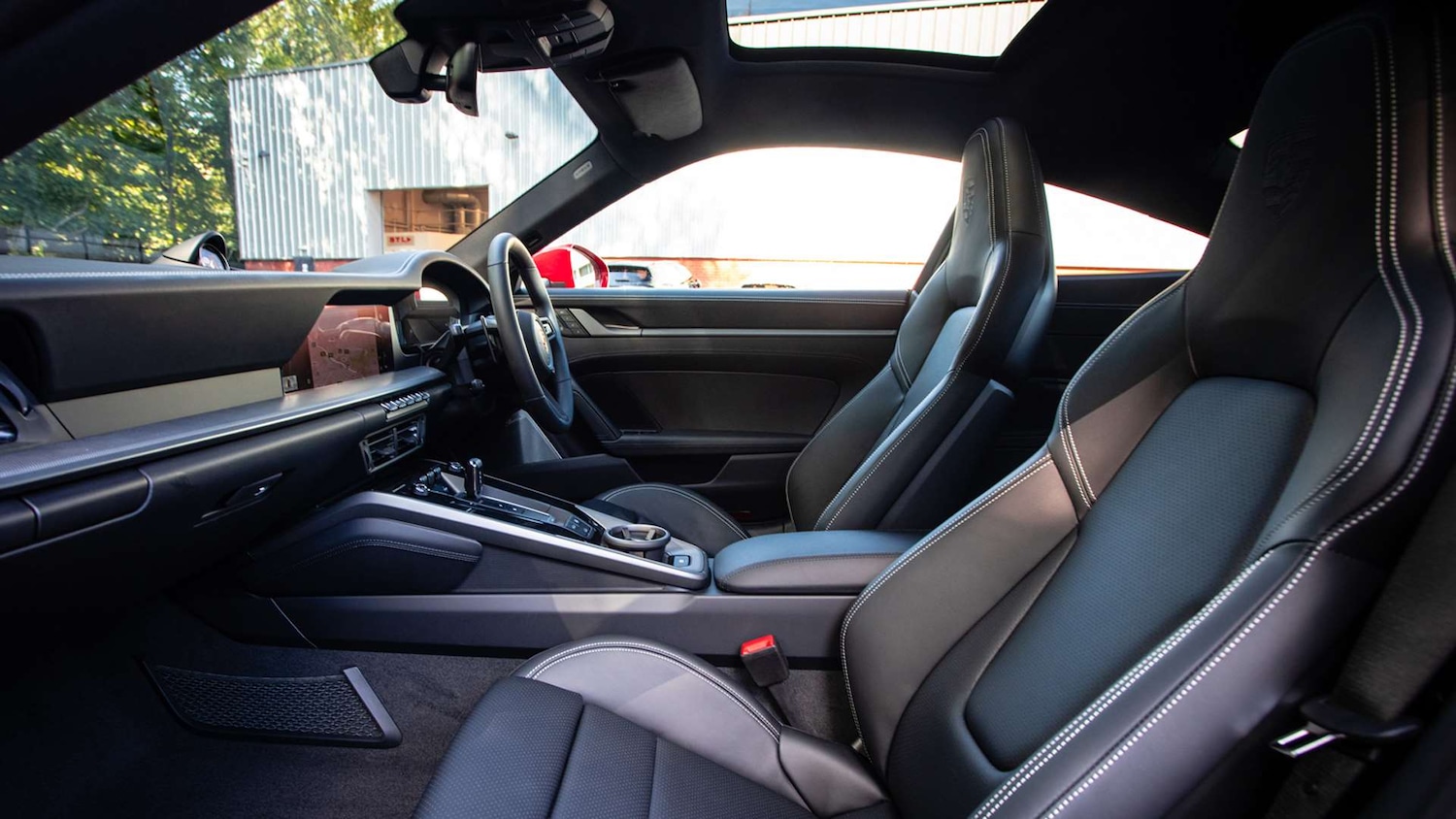 Used Porsche 911 2025 for sale - 76692004: Photo 15