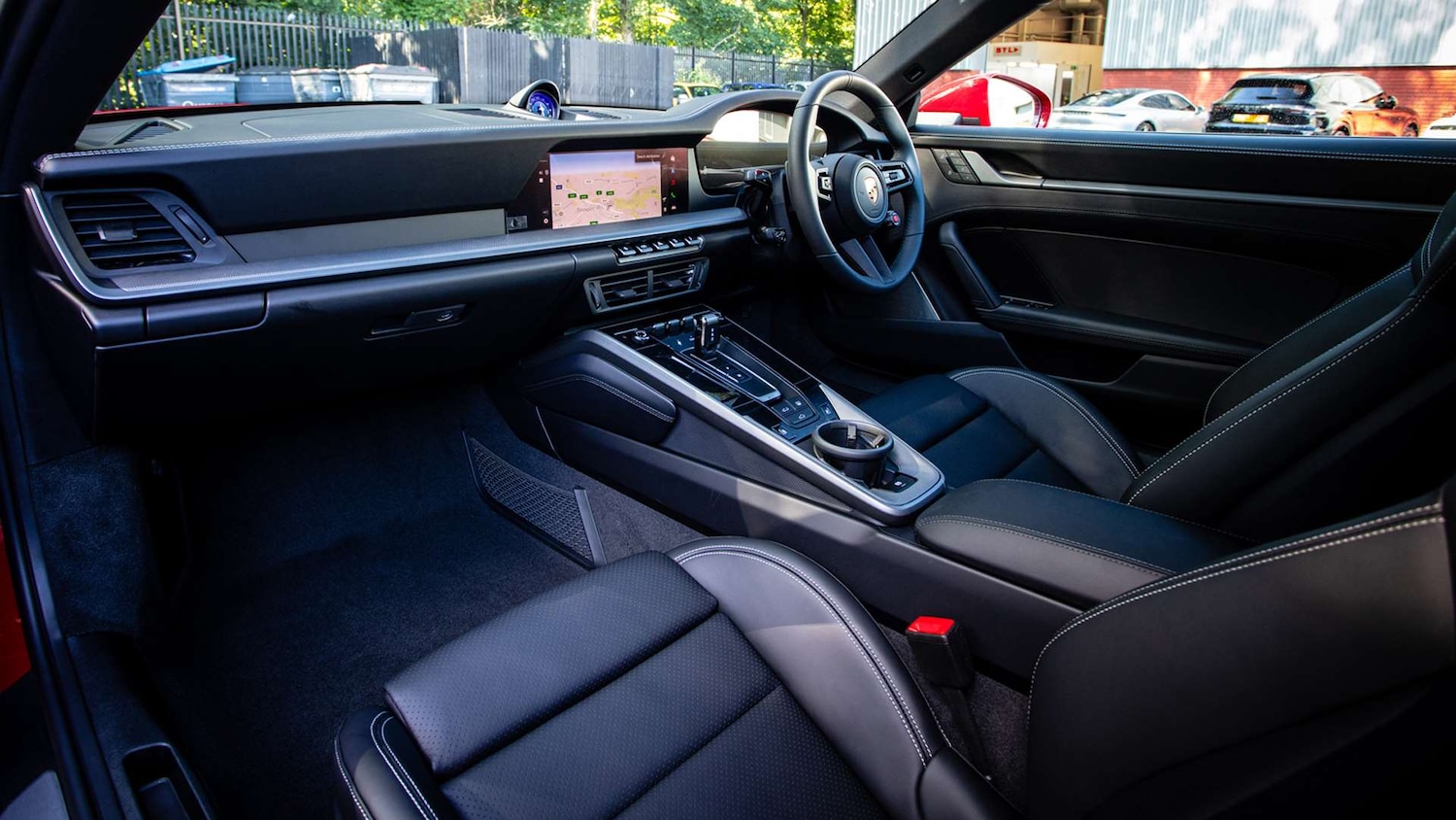 Used Porsche 911 2025 for sale - 76692004: Photo 5