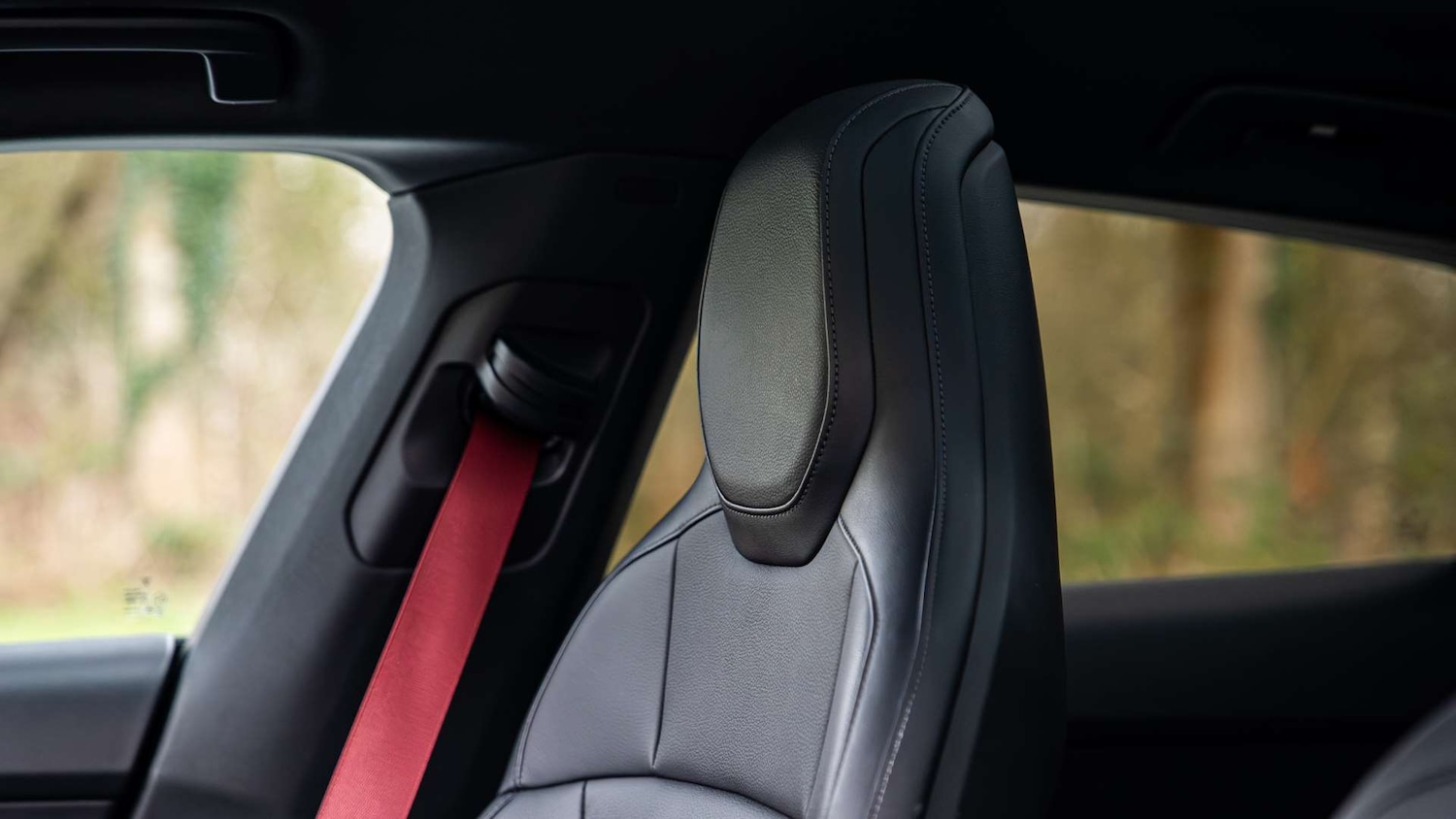 Used Porsche Taycan 2022 for sale - 77147364: Photo 12