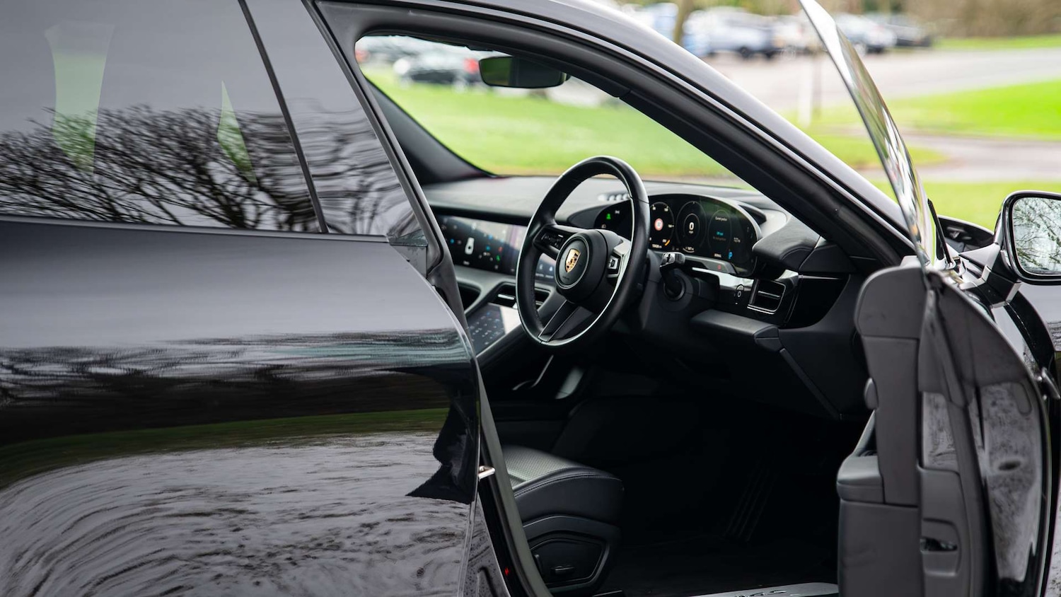 Used Porsche Taycan 2022 for sale - 77147364: Photo 14