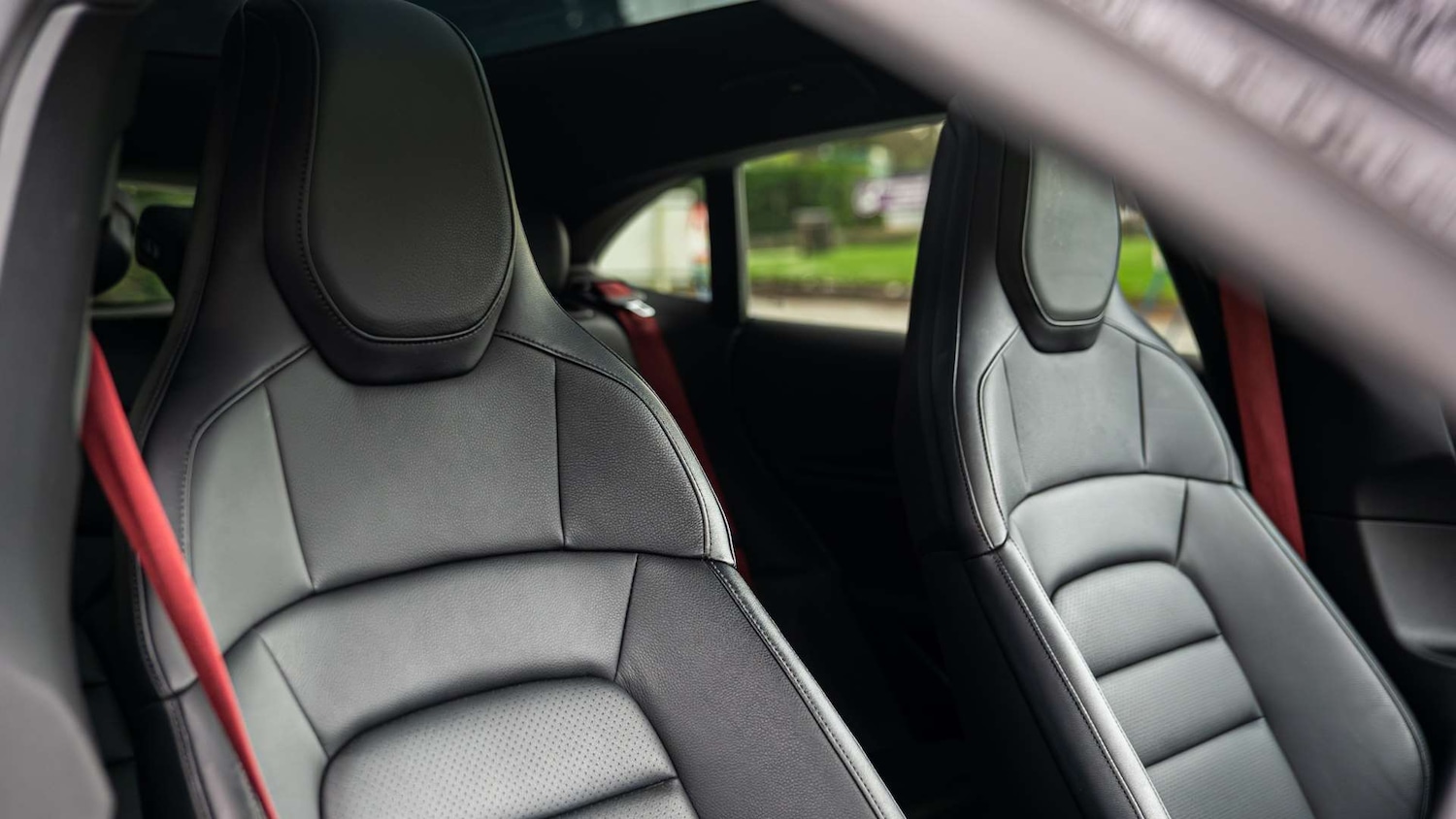 Used Porsche Taycan 2022 for sale - 77147364: Photo 16