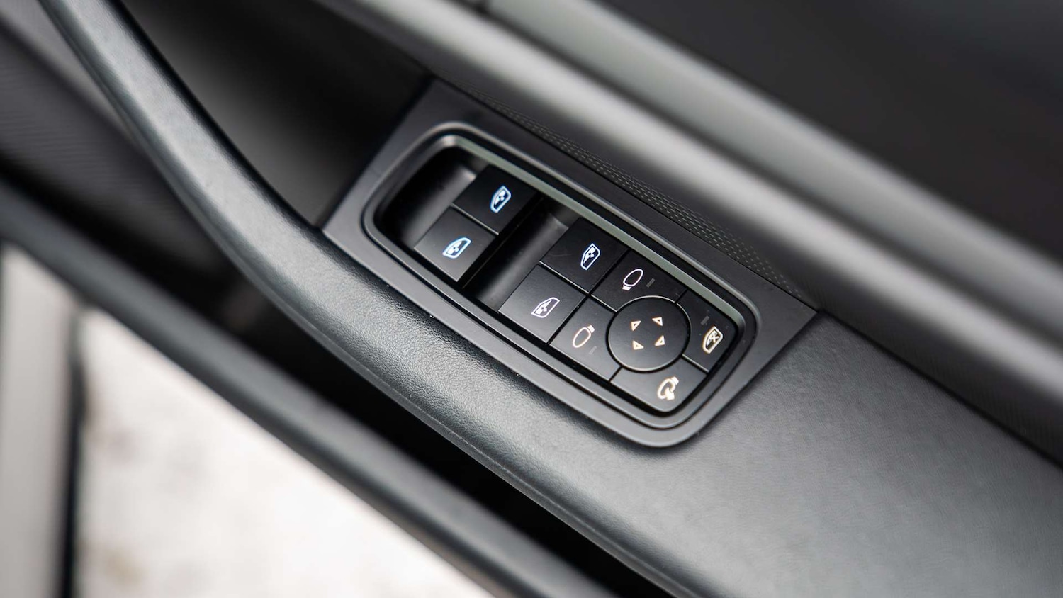 Used Porsche Taycan 2022 for sale - 77147364: Photo 33