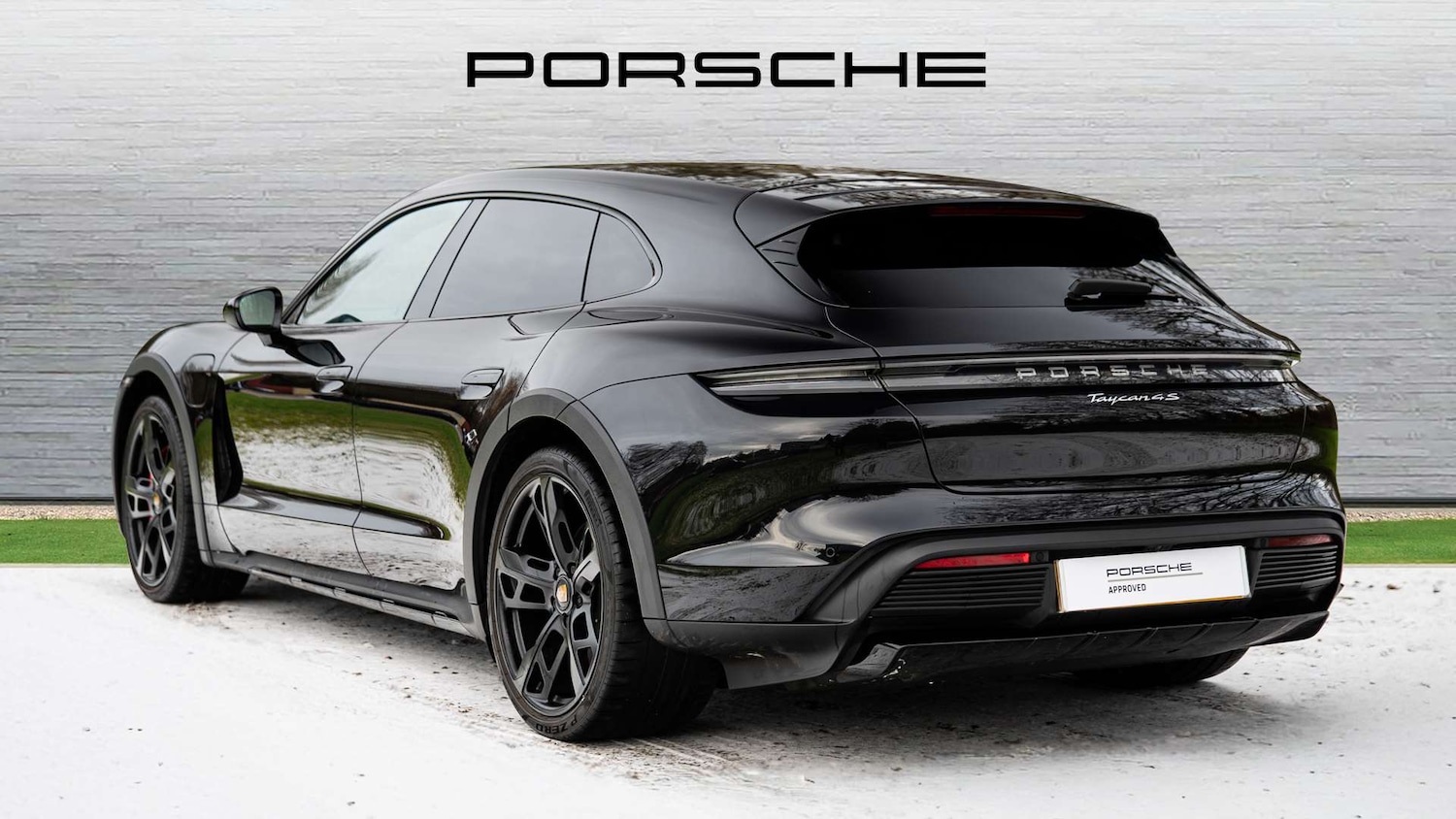 Used Porsche Taycan 2022 for sale - 77147364: Photo 4