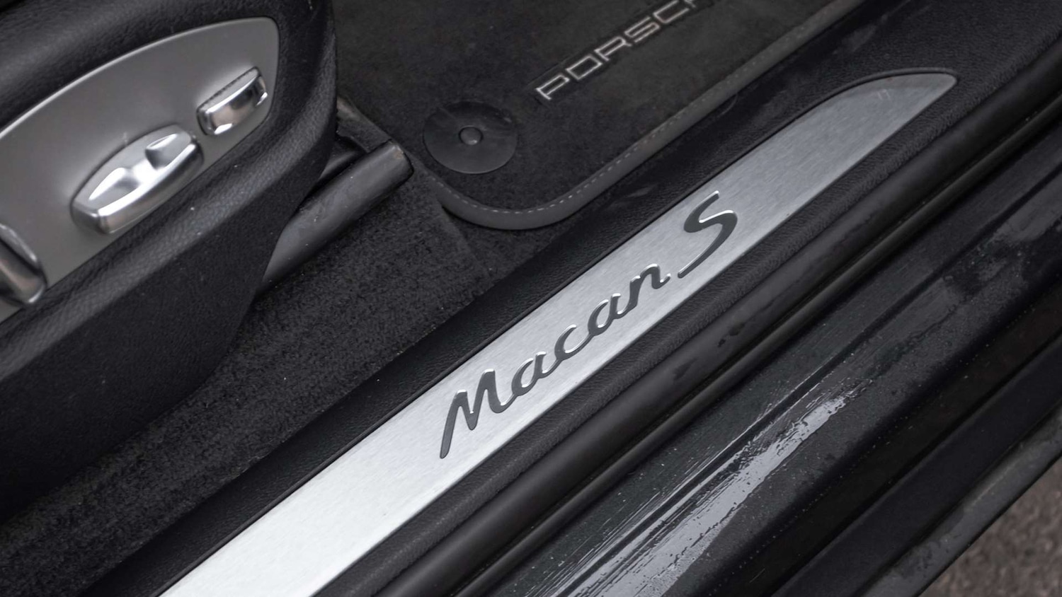 Used Porsche Macan 2022 for sale - 77112490: Photo 30