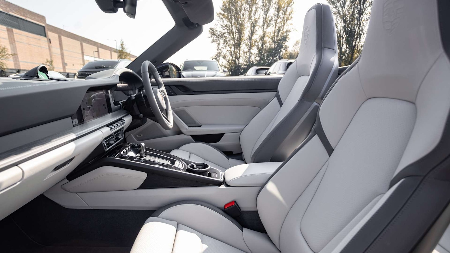Used Porsche 911 2025 for sale - 76176888: Photo 16