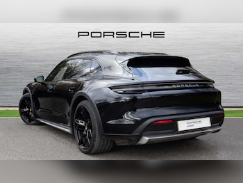 Used Porsche Taycan 2024 for sale - 75218341: Photo
