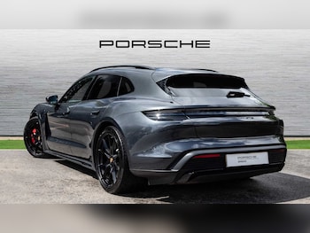 Used Porsche Taycan 2023 for sale - 75535330: Photo