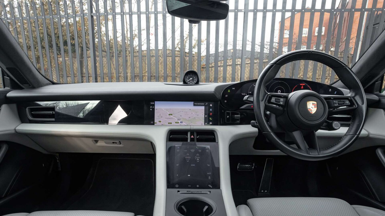 Used Porsche Taycan for sale - 77373742: Photo 11