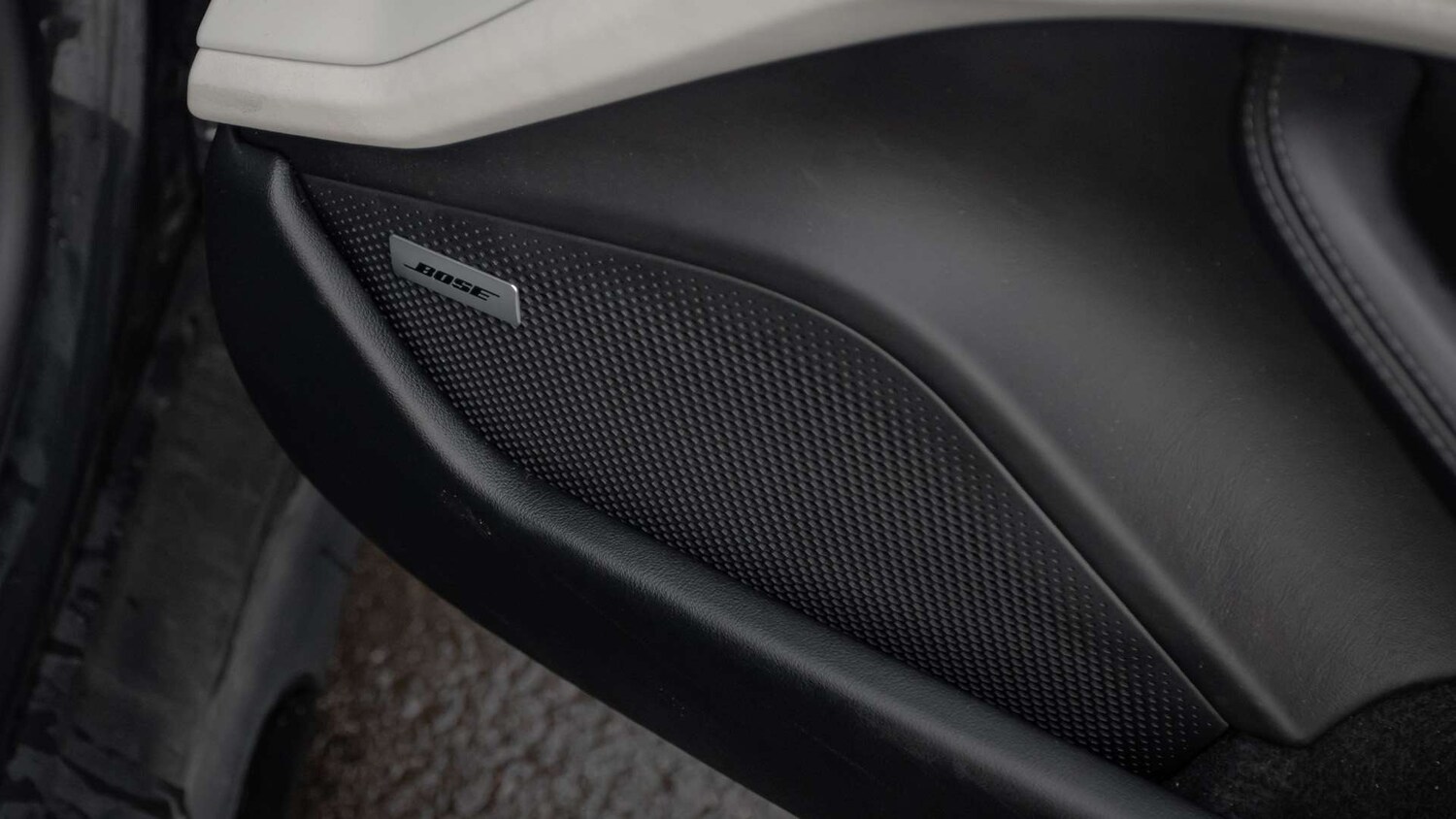 Used Porsche Taycan for sale - 77373742: Photo 29