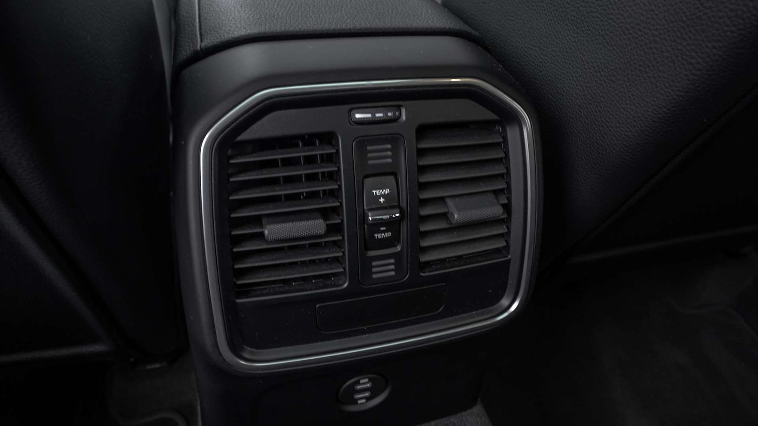 Used Porsche Macan 2023 for sale - 77076603: Photo 17