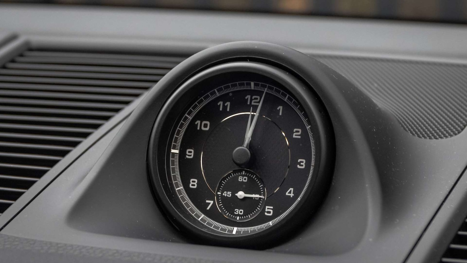 Used Porsche Macan 2023 for sale - 77076603: Photo 19