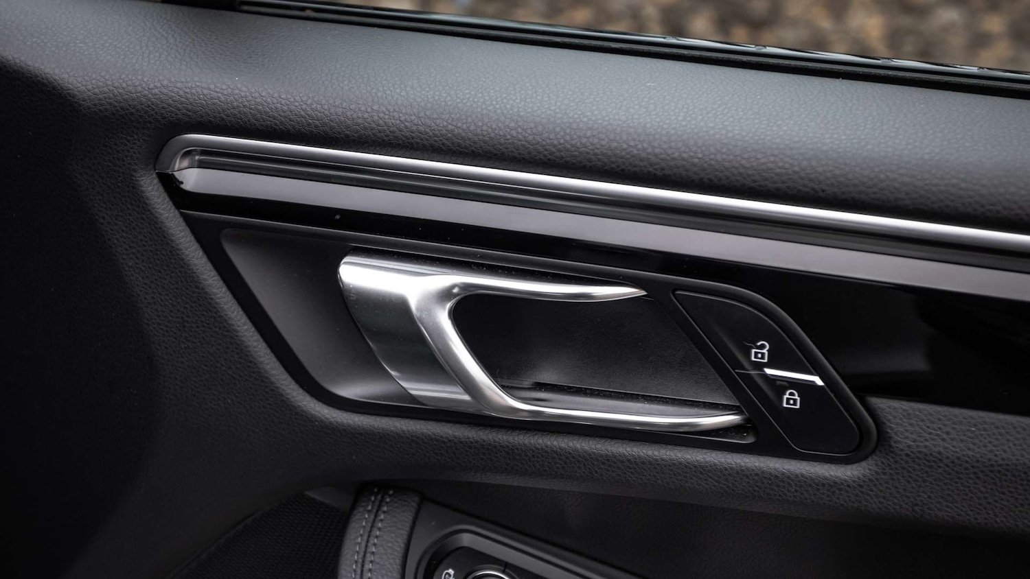 Used Porsche Macan 2023 for sale - 77076603: Photo 24