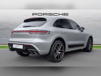 Used Porsche Macan 2023 for sale - 77076603: Photo