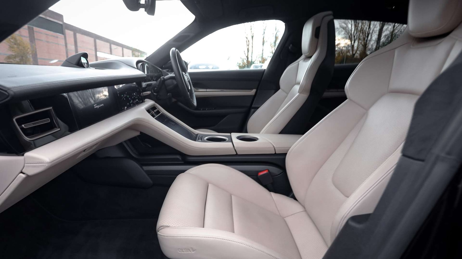 Used Porsche Taycan 2023 for sale - 76774163: Photo 13