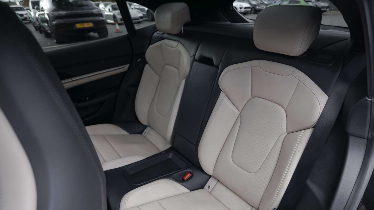 Used Porsche Taycan 2023 for sale - 76774163: Photo 14