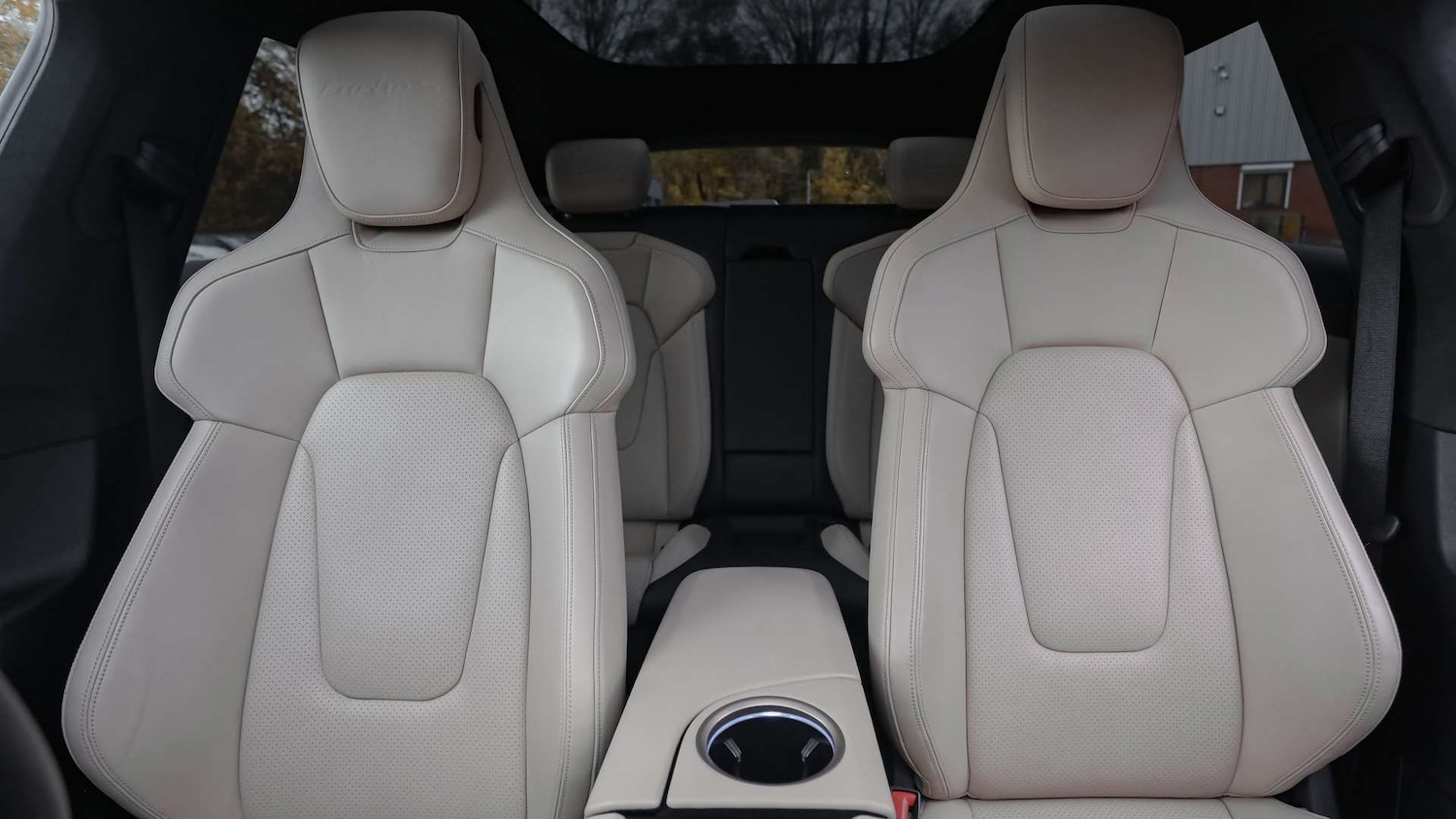 Used Porsche Taycan 2023 for sale - 76774163: Photo 15