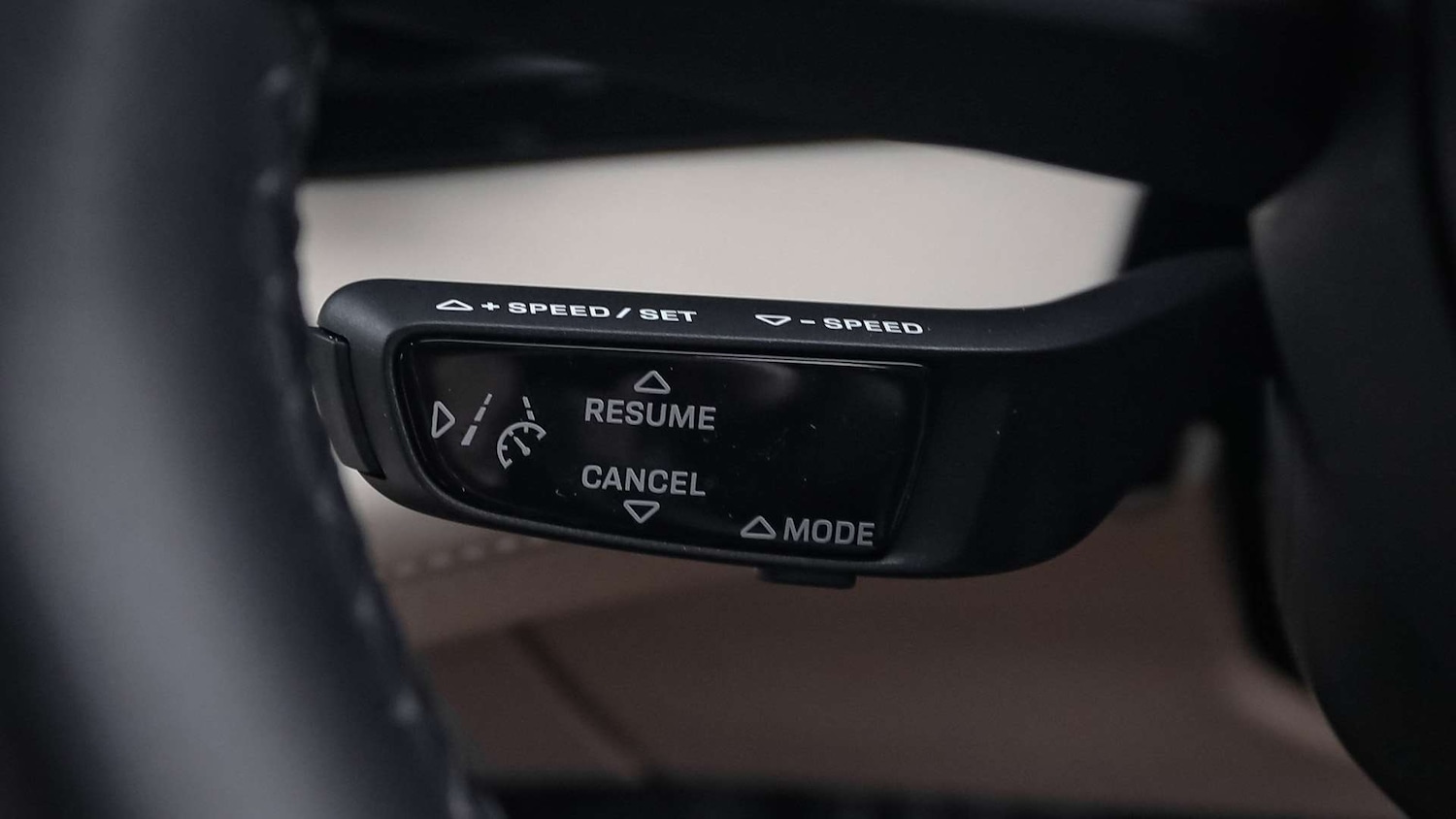 Used Porsche Taycan 2023 for sale - 76774163: Photo 25