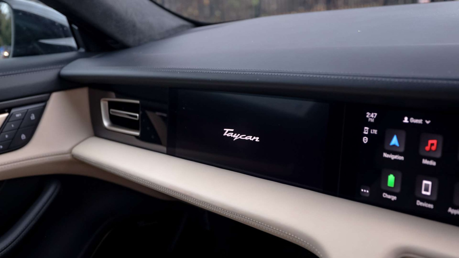 Used Porsche Taycan 2023 for sale - 76774163: Photo 27