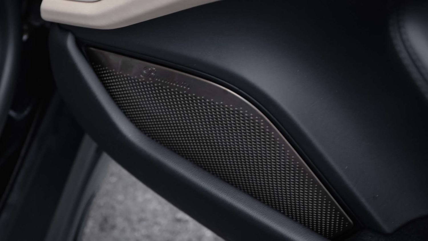 Used Porsche Taycan 2023 for sale - 76774163: Photo 30