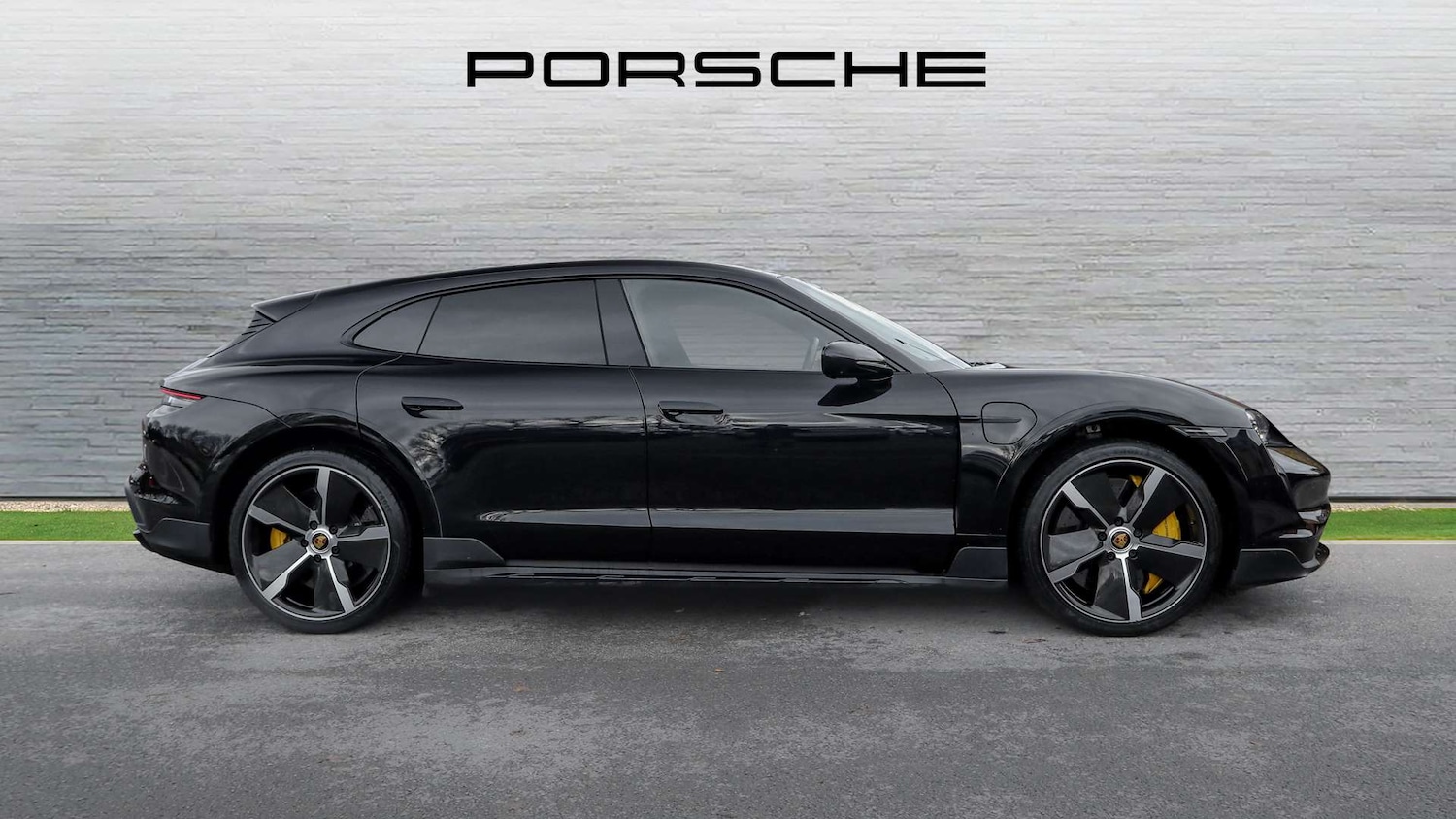 Used Porsche Taycan 2023 for sale - 76774163: Photo 7