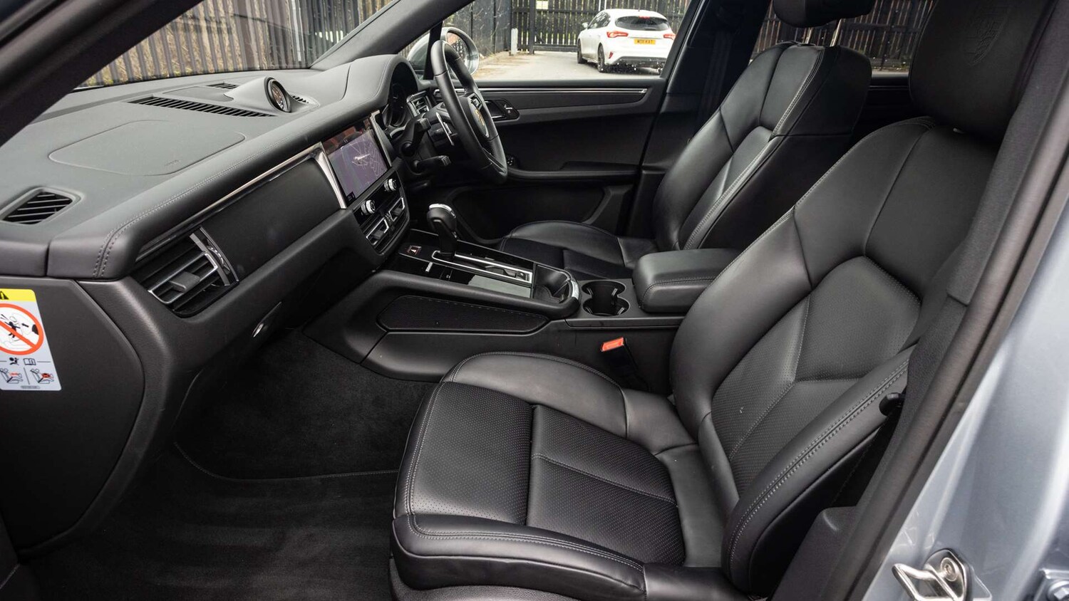 Used Porsche Macan for sale - 78104123: Photo 11