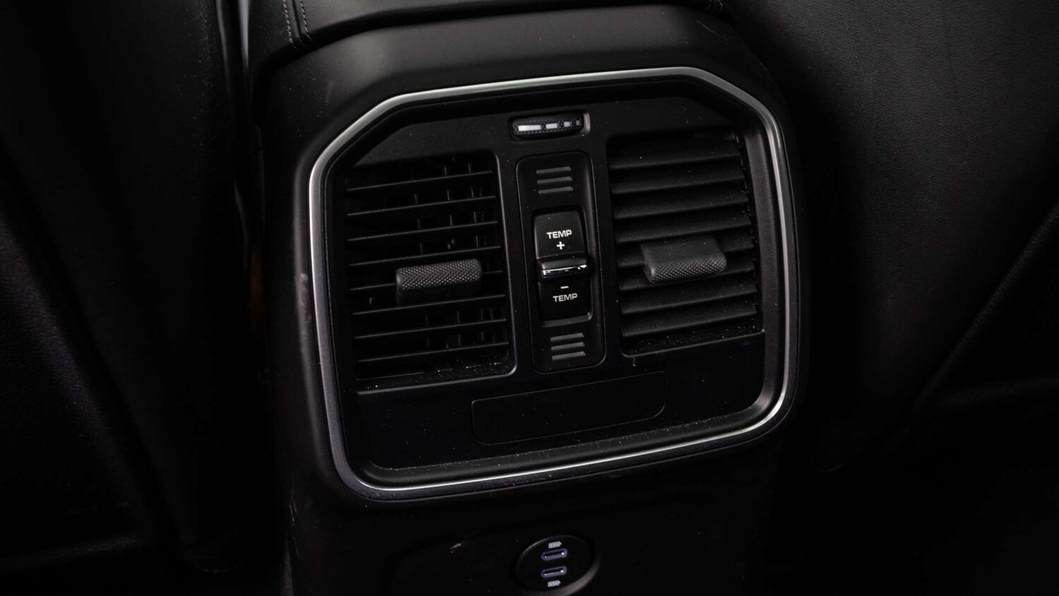 Used Porsche Macan for sale - 78104123: Photo 24