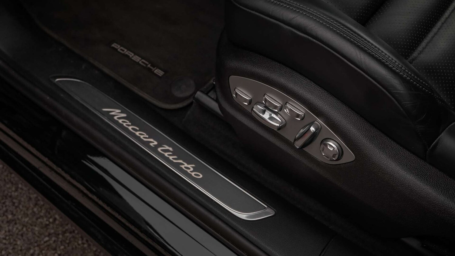 Used Porsche Macan 2019 for sale - 76540724: Photo 28