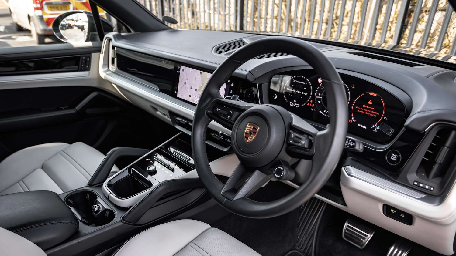 Used Porsche Cayenne 2025 for sale - 78010567: Photo 12