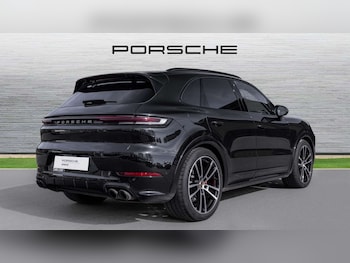 Used Porsche Cayenne 2025 for sale - 78010567: Photo