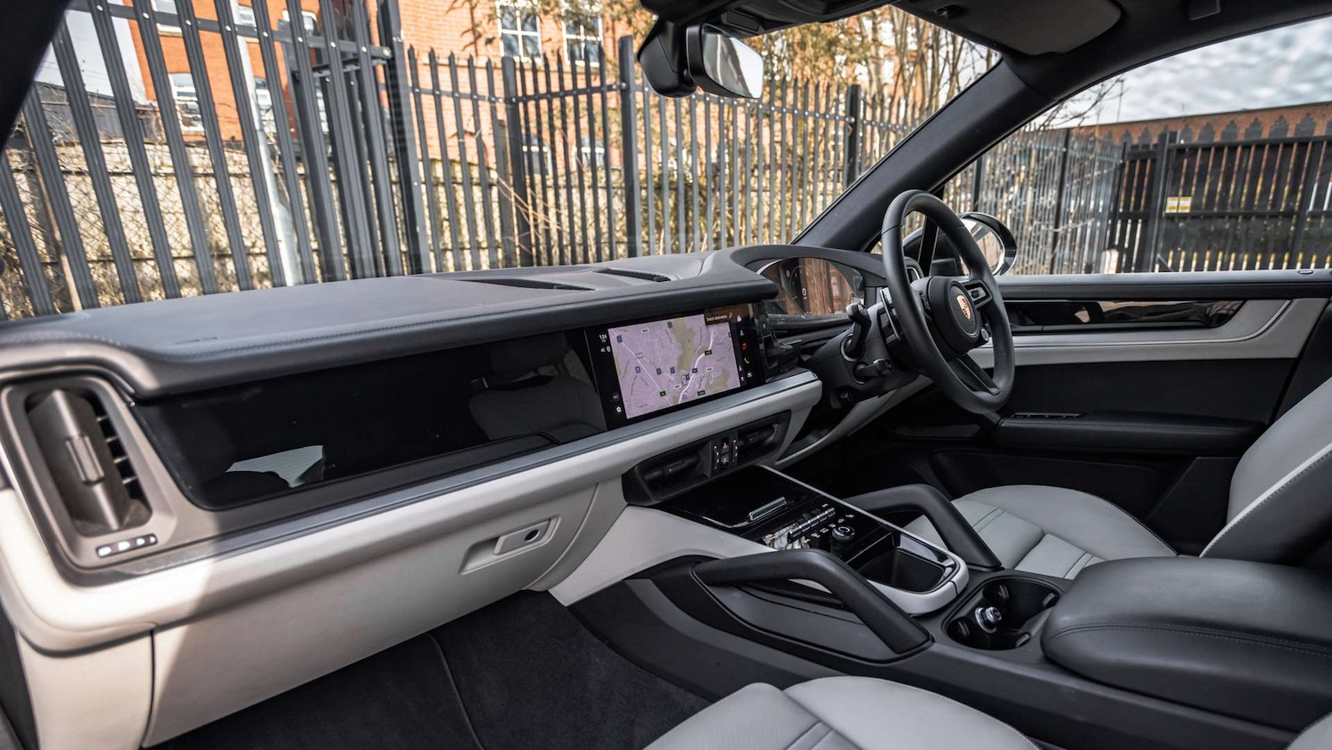 Used Porsche Cayenne 2025 for sale - 78010567: Photo 5