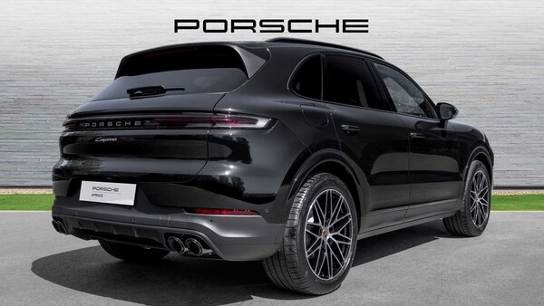 Used Porsche Cayenne 2025 for sale - 75496730: Photo 3