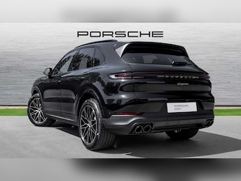 Used Porsche Cayenne 2025 for sale - 75496730: Photo
