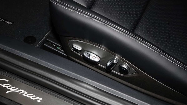 Used Porsche Cayman 2025 for sale - 76156171: Photo 12