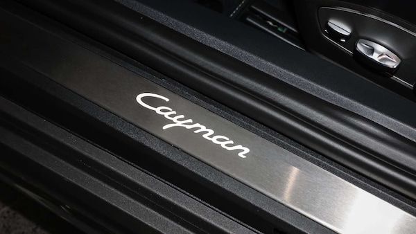 Used Porsche Cayman 2025 for sale - 76156171: Photo 13