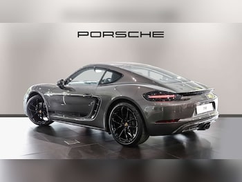 Used Porsche Cayman 2025 for sale - 76156171: Photo 2