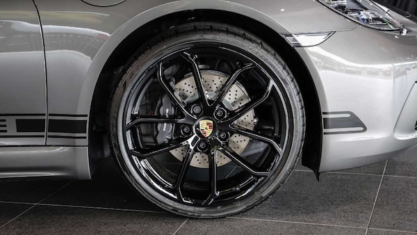 Used Porsche Cayman 2025 for sale - 76156171: Photo 4