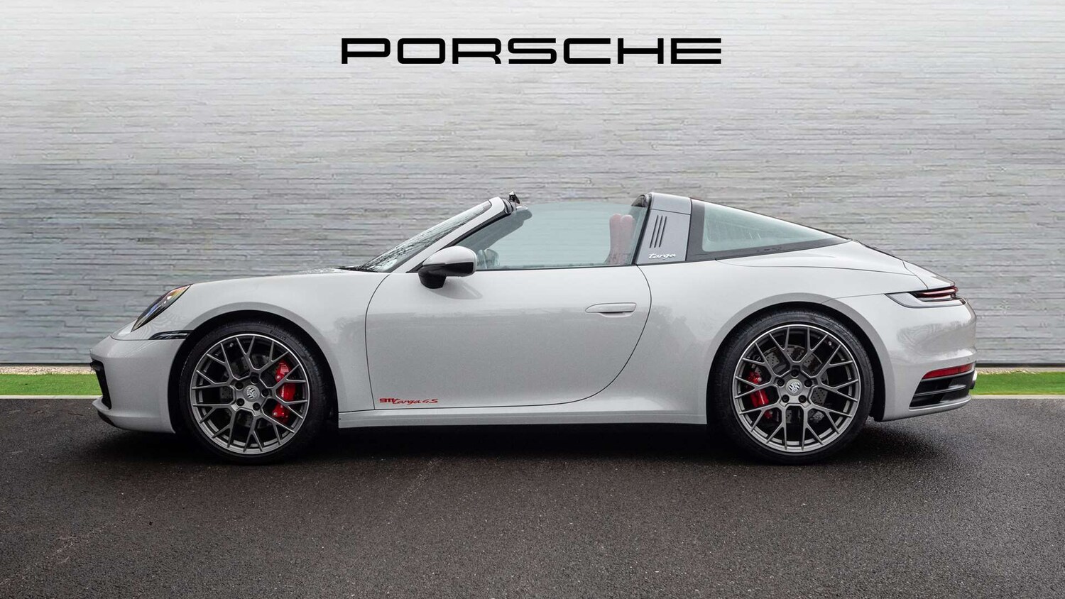 Used Porsche 911 2024 for sale - 77842383: Photo 10