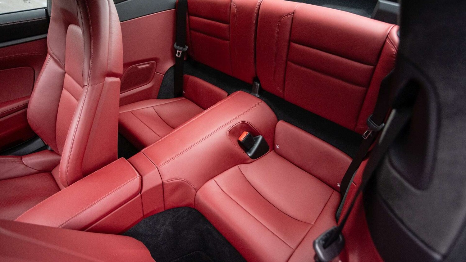 Used Porsche 911 2024 for sale - 77842383: Photo 14