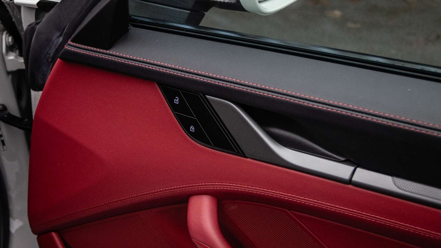 Used Porsche 911 2024 for sale - 77842383: Photo 22