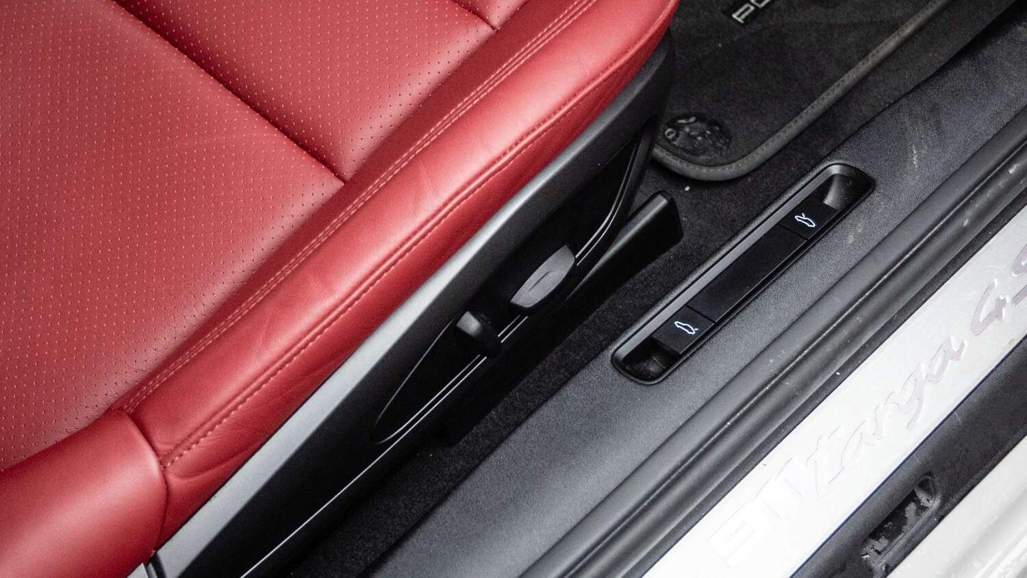 Used Porsche 911 2024 for sale - 77842383: Photo 24