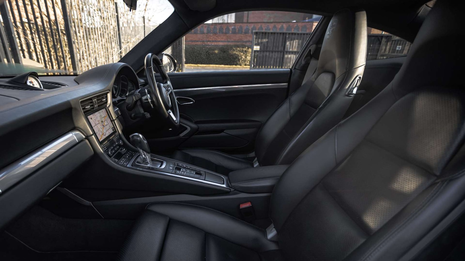 Used Porsche 911 2017 for sale - 76915988: Photo 13