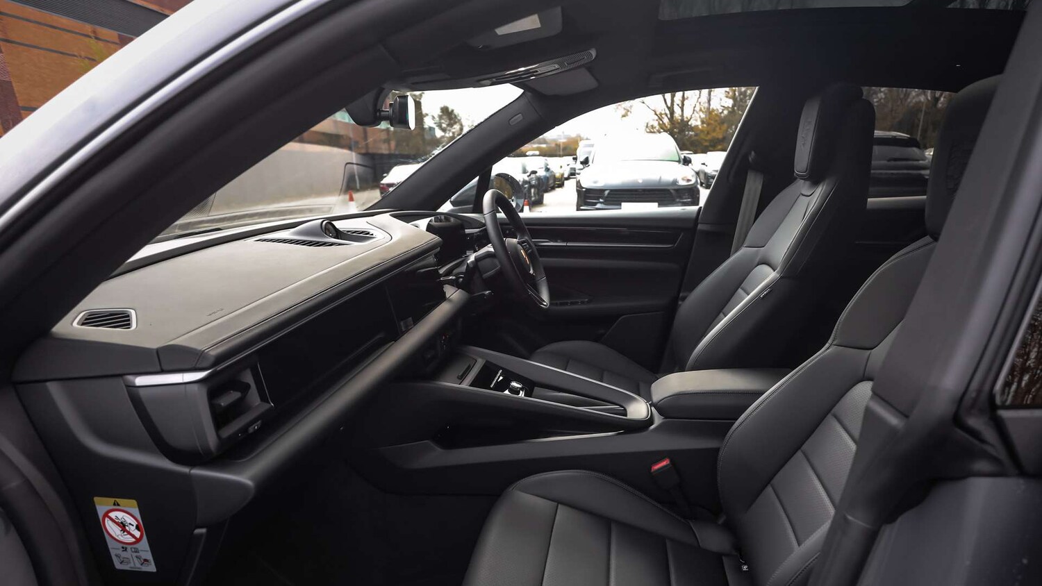 Used Porsche Macan 2025 for sale - 78010009: Photo 13