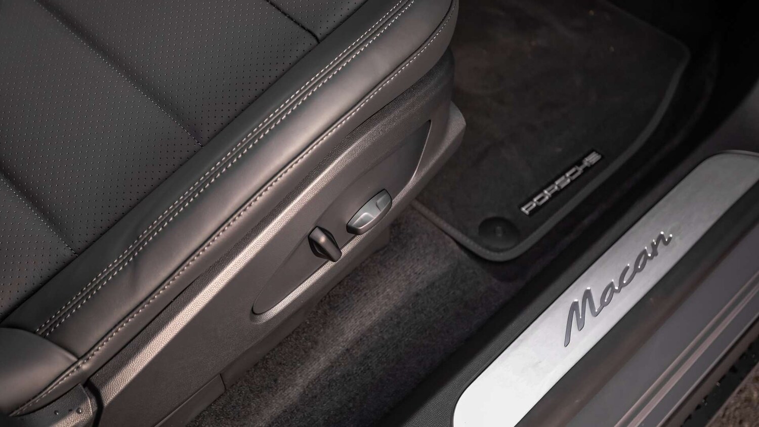 Used Porsche Macan 2025 for sale - 78010009: Photo 31