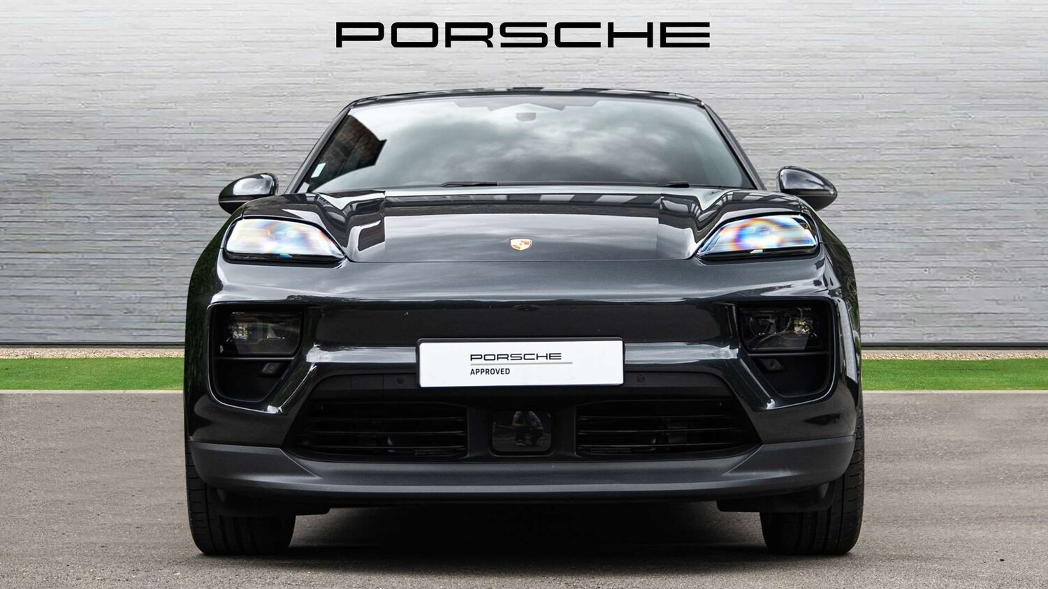 Used Porsche Macan 2025 for sale - 76242612: Photo 8