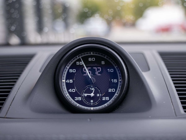 Used Porsche Macan 2023 for sale - 76242419: Photo 15