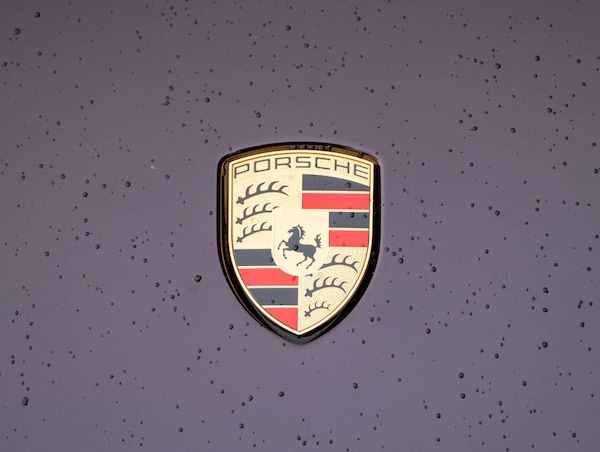 Used Porsche Macan 2023 for sale - 76242419: Photo 33
