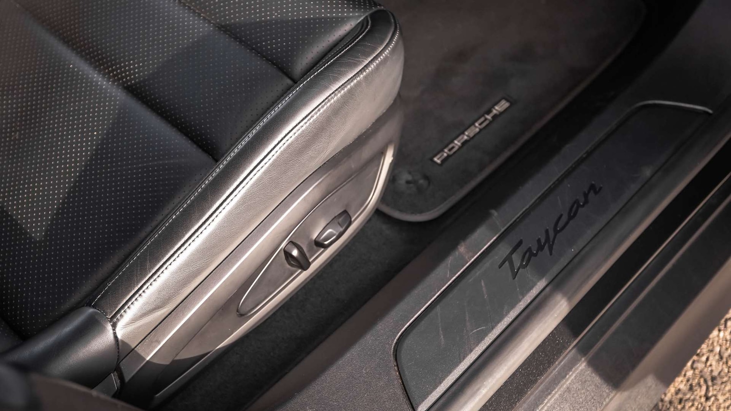 Used Porsche Taycan 2021 for sale - 76501846: Photo 20